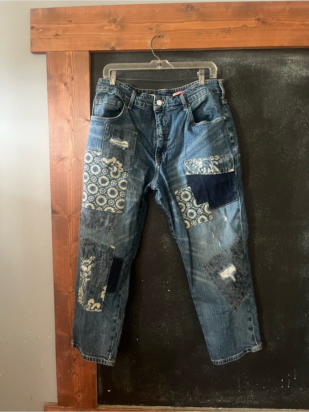 Anthropologie Pilcro The Borrowed Patchwork Bandana Boyfriend Jeans Size 31P
